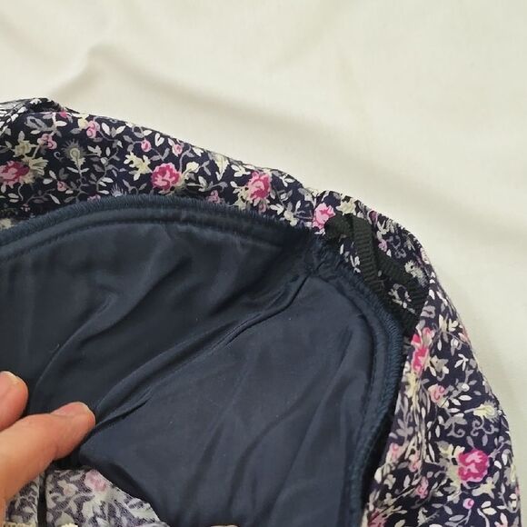 - Karin Stevens Pink and Black Jumpsuit with V-Neck and Tie Waist - Picture 8 of 9